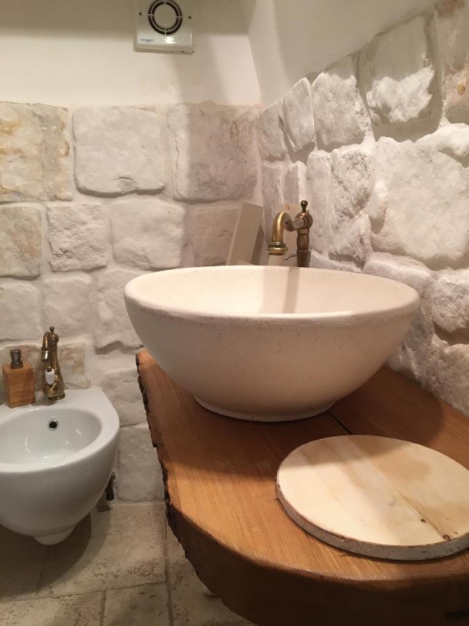 Alesia Luxury Suite 奥斯图尼 外观 照片